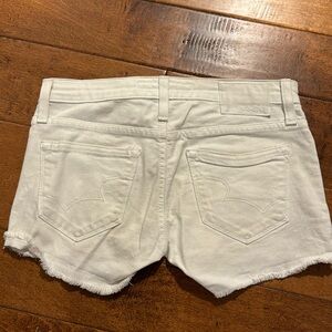 Big Star White Shorts size 25